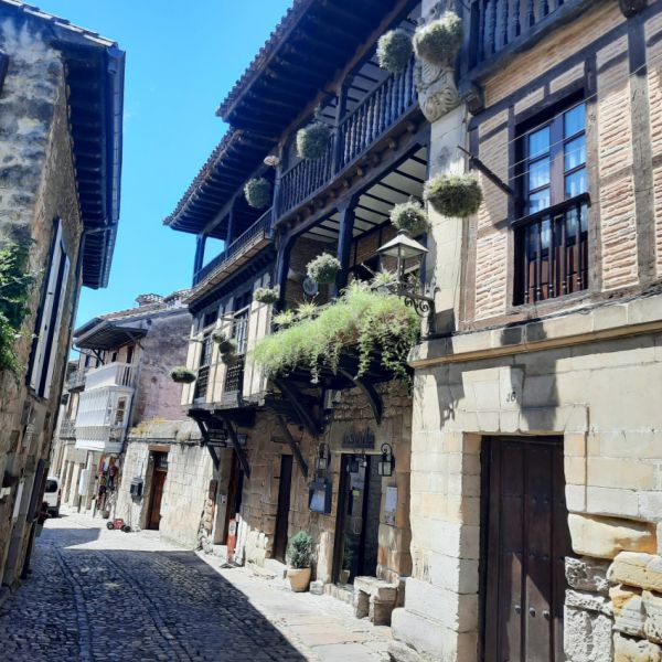 Calle en Santillana del Mar